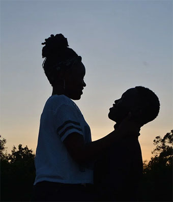 black-couple-silhoutte