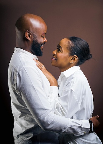 couple_hug_happily-1