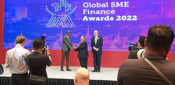 vinc4global-sme-financeaward-600x292-1