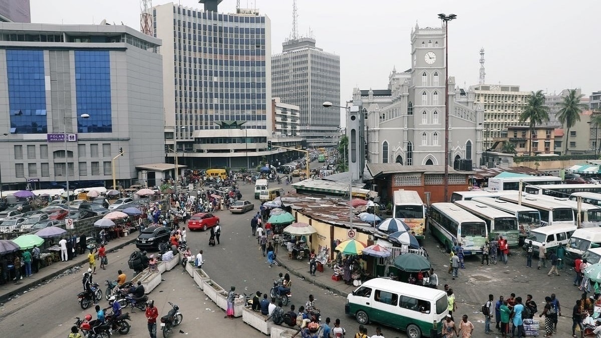 Nigeria’s output dips fastest in 19 months on a sharp rise in costs