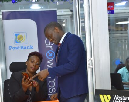 a-postbank-customer-transacting-with-wendi-mobile-wallet-425x338-2