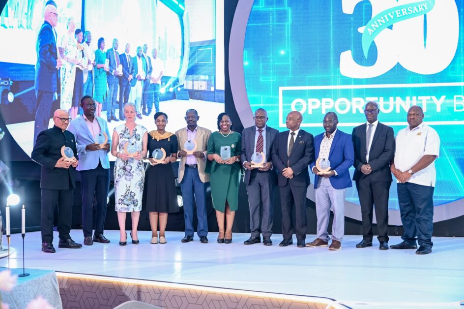 awarding-opportunity-bank-partners-944x628-1