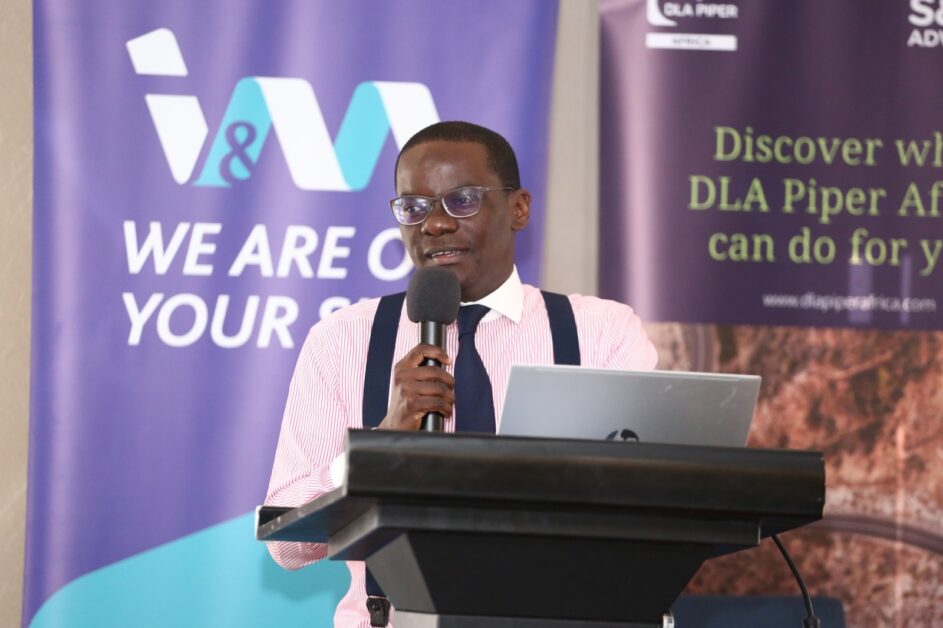 paul-mbuga-at-an-im-event-943x628-1
